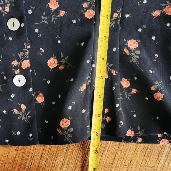 Braemar Vintage Navy Floral Short Sleeve Button Up - Picture 5 of 7
